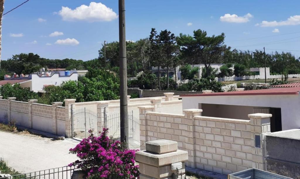Villa Luna - Villa Vacanze Indipendente & Climatizzata - Salento - Puglia - Italy Сан Пиетро ин Беваня Екстериор снимка